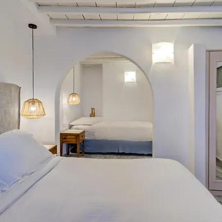 Madalena Mykonos Town