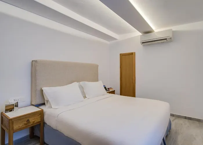 Madalena ホテル 3*