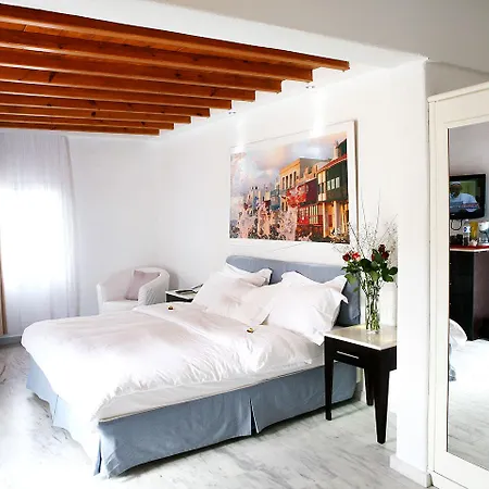 Madalena Hotel 3*