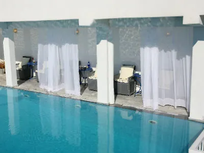 Madalena Hotel