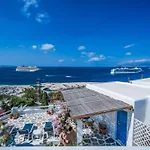 Madalena Mykonos Town